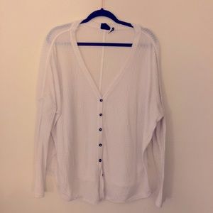 MOVING SALE OBO!!! Urban Thermal Button Up